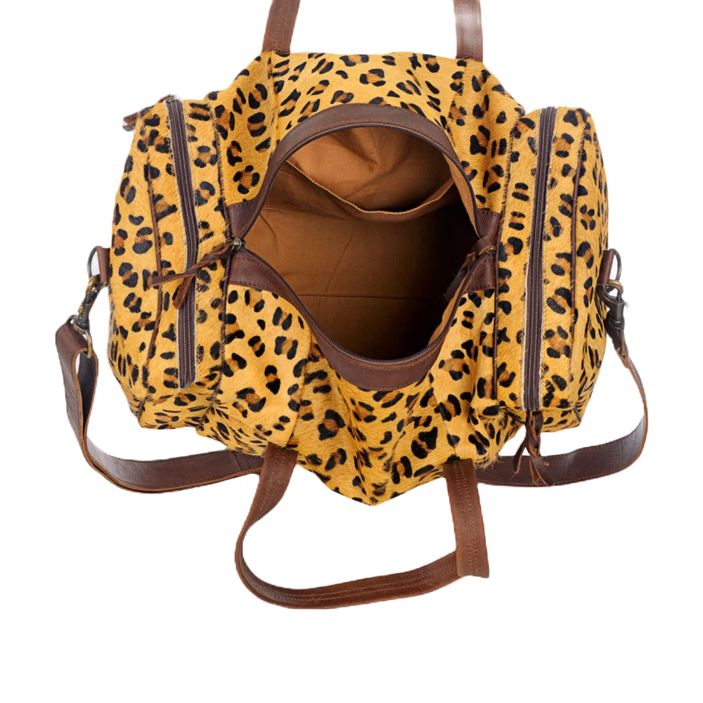 American Darling Small Cheetah Cowhide Duffle Bag ADBG254CHE 2 American Darling Small Cheetah Cowhide Duffle Bag ADBG254CHE - Image 2